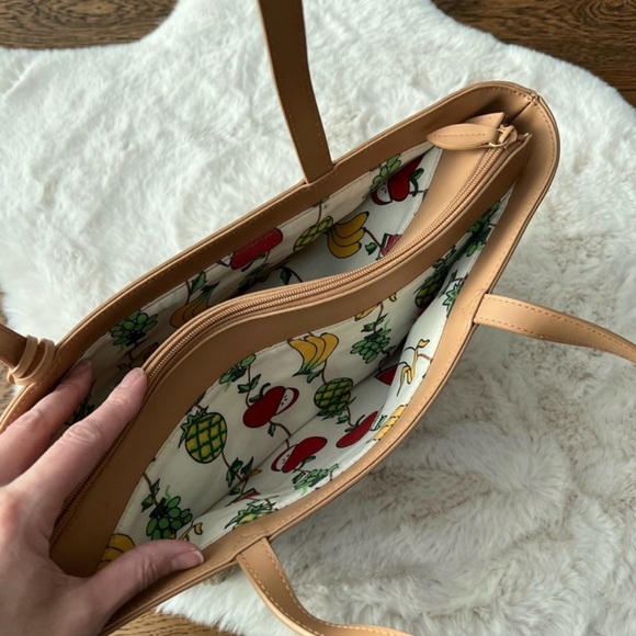 ETIENNE AIGNER Watermelon and Fruit Print Paper Yarn Tote Bag - Picture 7 of 15